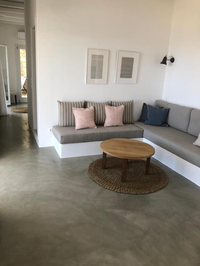 Theros Apartments 2 마일로포타스 외부 사진