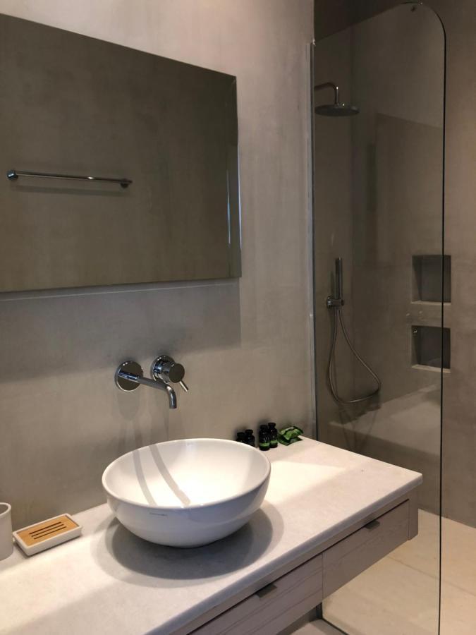 Theros Apartments 2 마일로포타스 외부 사진